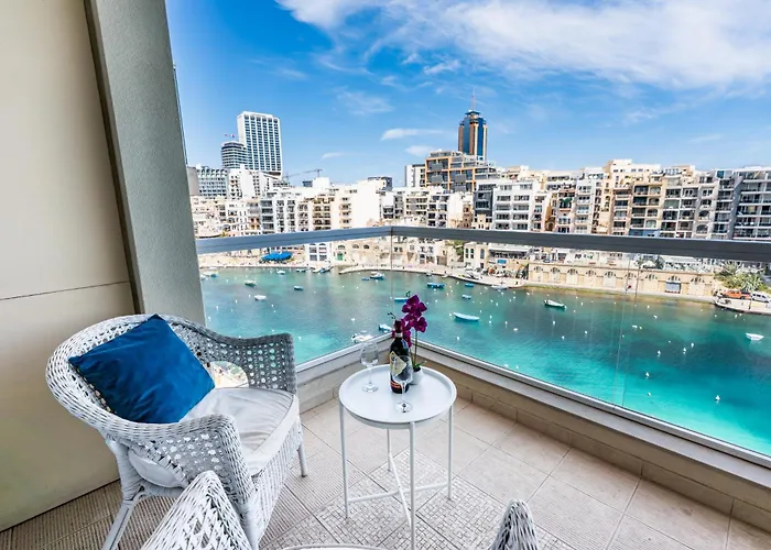 Impressive View 2Br Flat In St Julian\'S Bay By Arcobnb