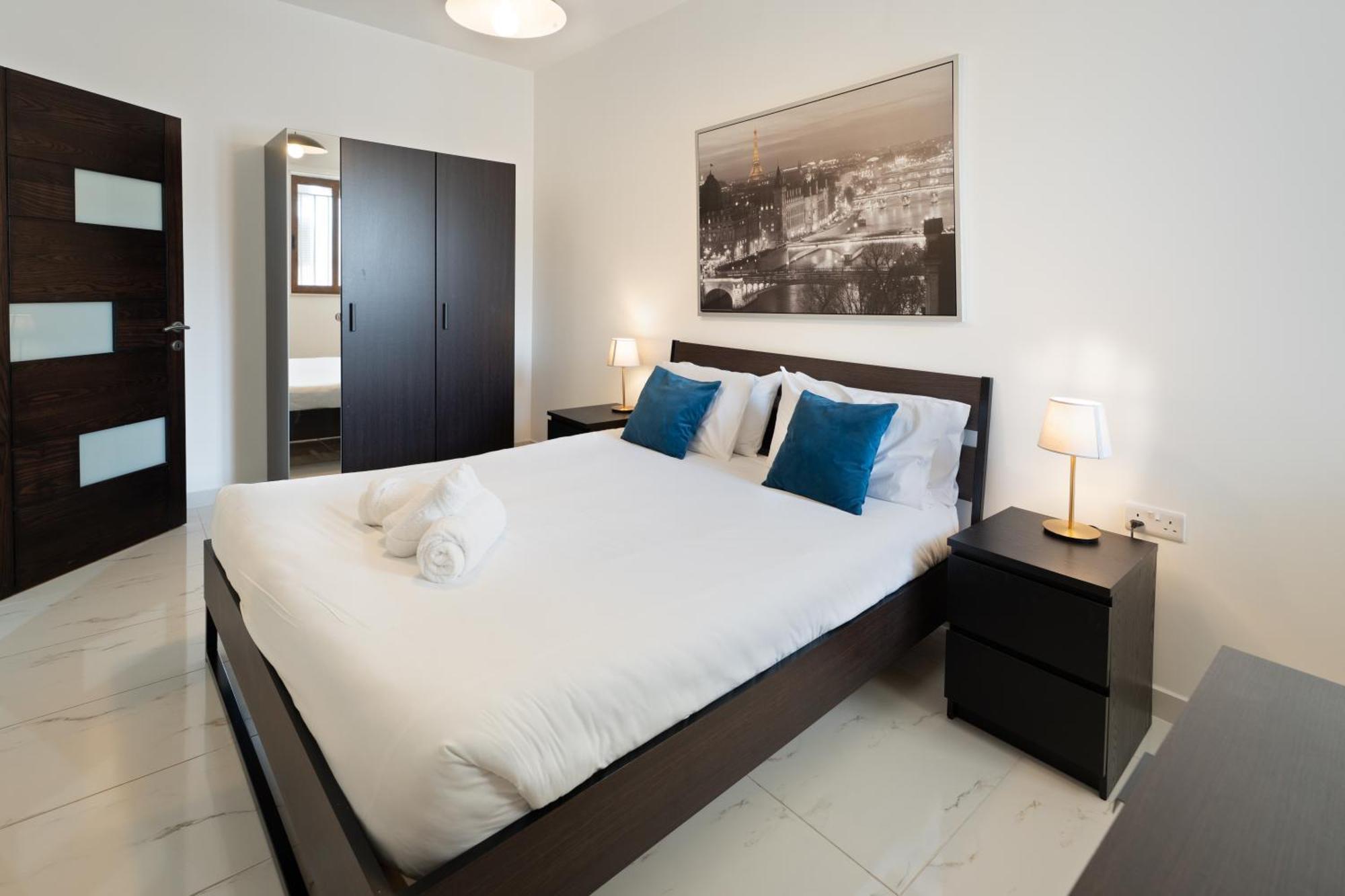 Impressive View 2br Flat In St Julian's Bay By Arcobnb شقة سانت جوليان
